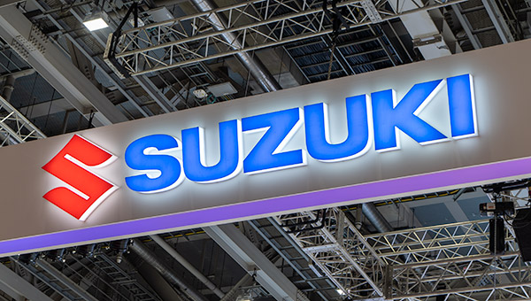 SUZUKI